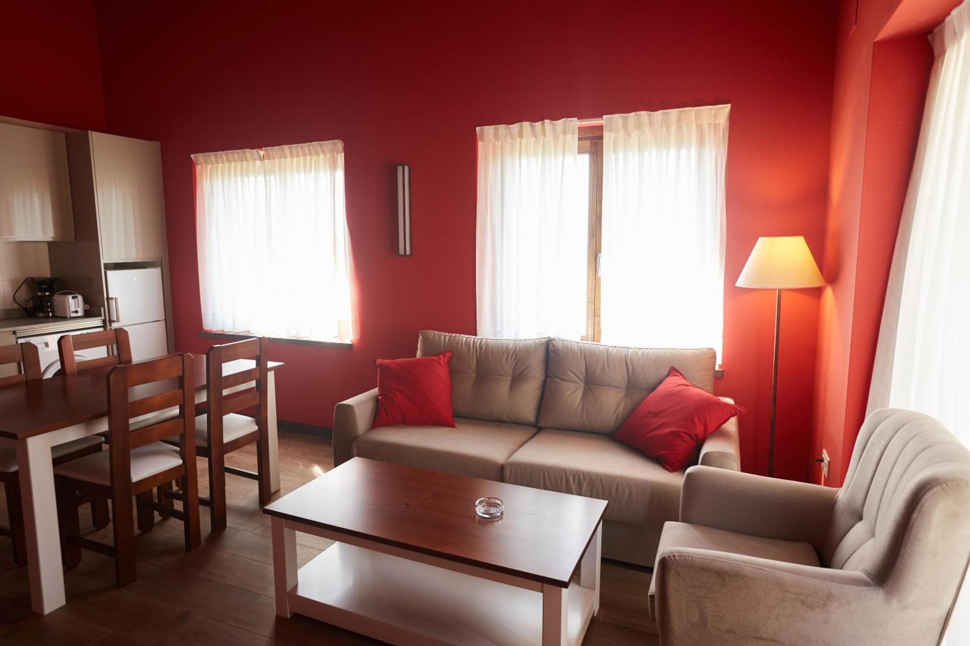 Apartamentos Rurales Casa La Piedra Collia Bagian luar foto
