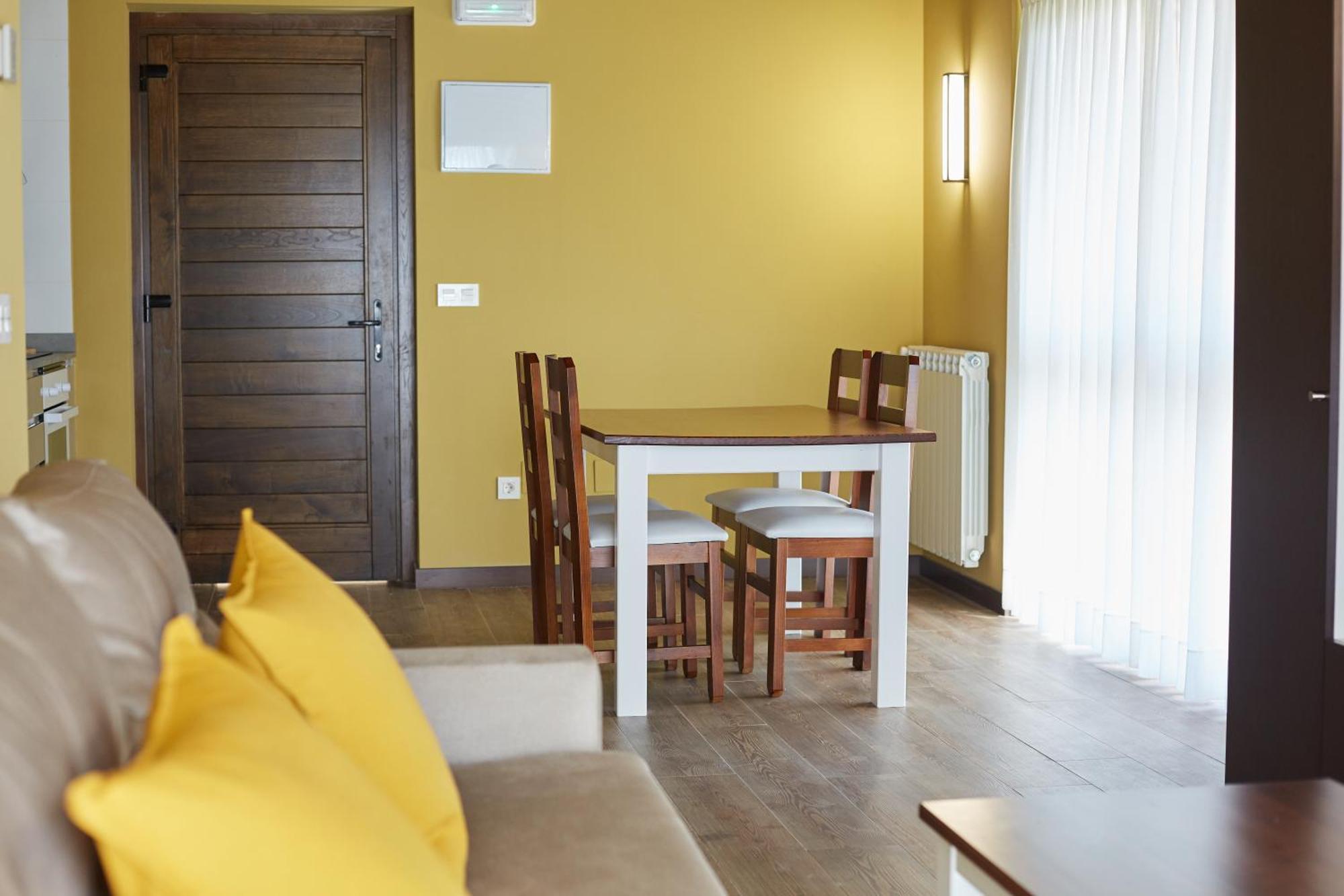 Apartamentos Rurales Casa La Piedra Collia Bagian luar foto